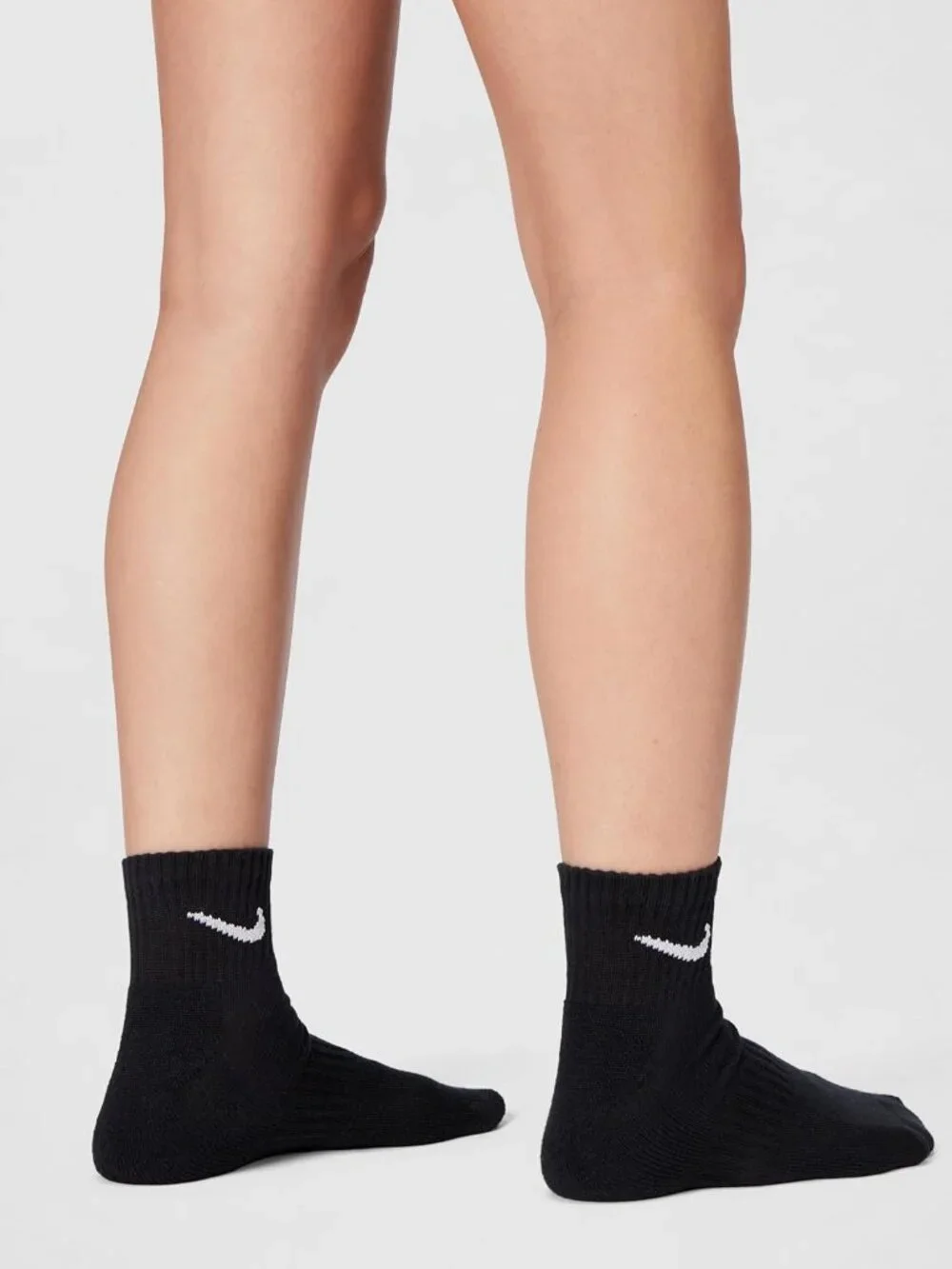 Nike Unisex Adult Everyday Cushioned Training Ankle Socks 3-Pack | Mens and Wome
